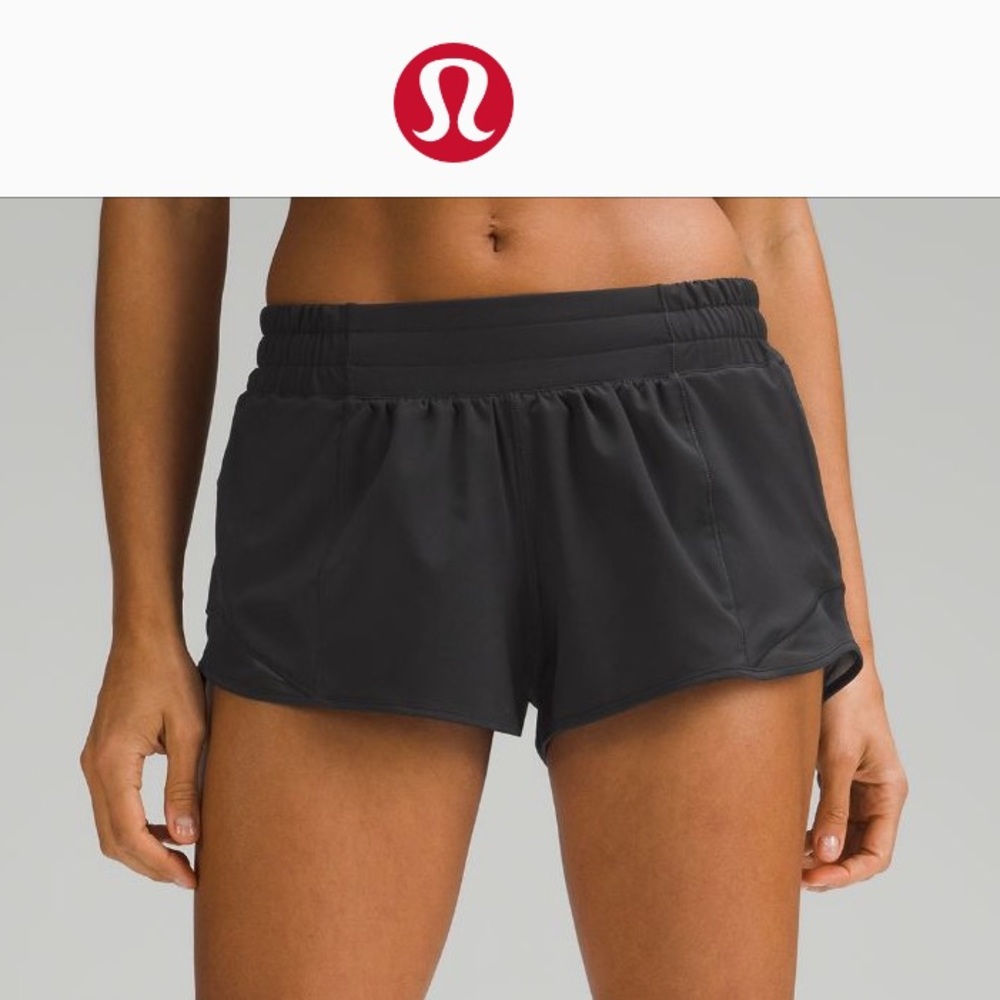 Lululemon Black Hotty Hot 2.5 inch Shorts Size 4 Excellent Condition!